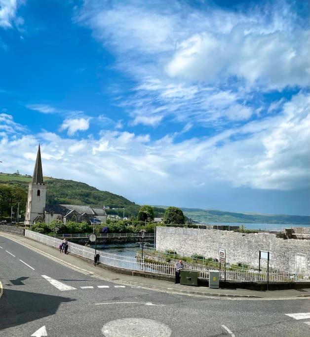 Rose House Villa Glenarm Kültér fotó